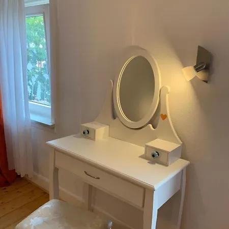 Gemuetlichkeit Im Fachwerkhaus, 3 Schlafzimmer, Balkon, Parkplatz Daire Wolfhagen