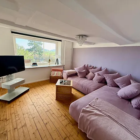 아파트 Gemuetlichkeit Im Fachwerkhaus, 3 Schlafzimmer, Balkon, Parkplatz - W2 볼파겐