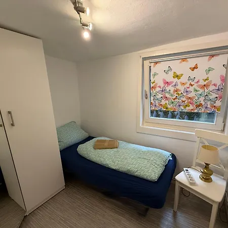 Gemuetlichkeit Im Fachwerkhaus, 3 Schlafzimmer, Balkon, Parkplatz